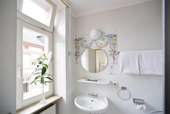 Hotel Goldener Hecht Heidelberg Extérieur photo