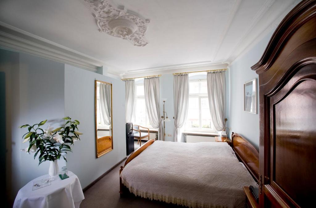 Hotel Goldener Hecht Heidelberg Chambre photo